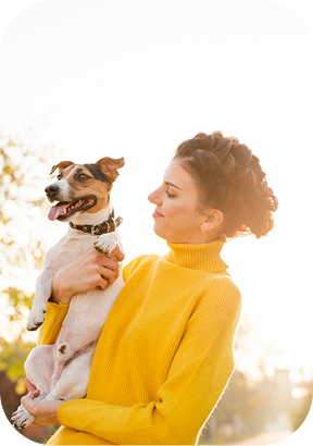 Área externa com atividades ao ar livre para cães